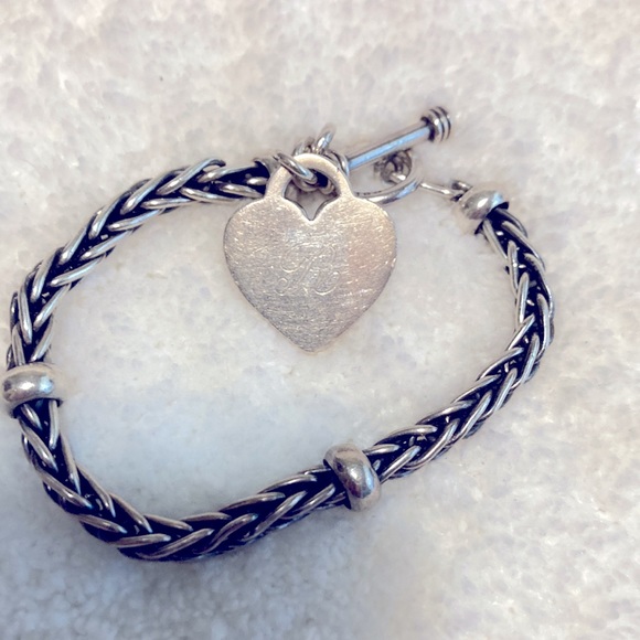 Sterling Silver Toggle Bracelet with heart charm - Picture 5 of 8